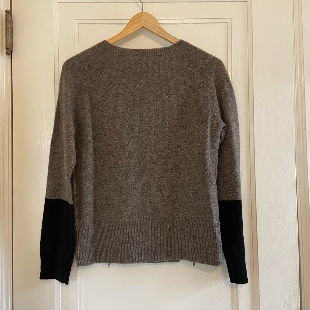 Eileen Fisher Merino Yak blend Colorblock sweater - Picture 7 of 7